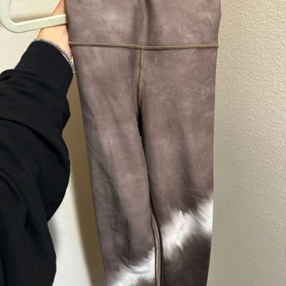 Athleta Tie Dye 7/8 Elation Leggings - Picture 2 of 4